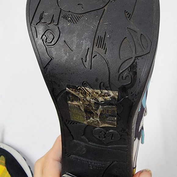 Hot Chocolate Design Mary & Jesus Mary Jane Heels - Picture 6 of 8